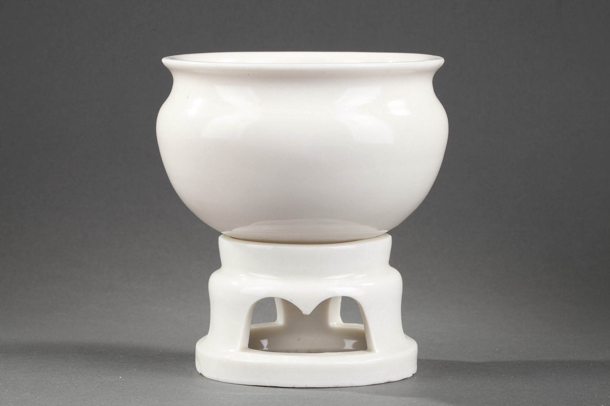 Rare "blanc de chine" porcelain